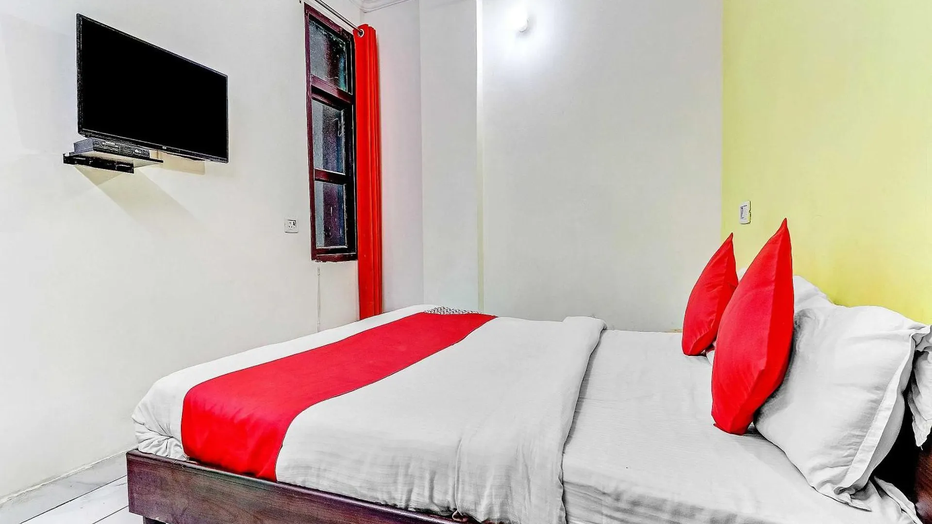 Hotel O Cozy Stay Δελχί 4*,  Ινδία